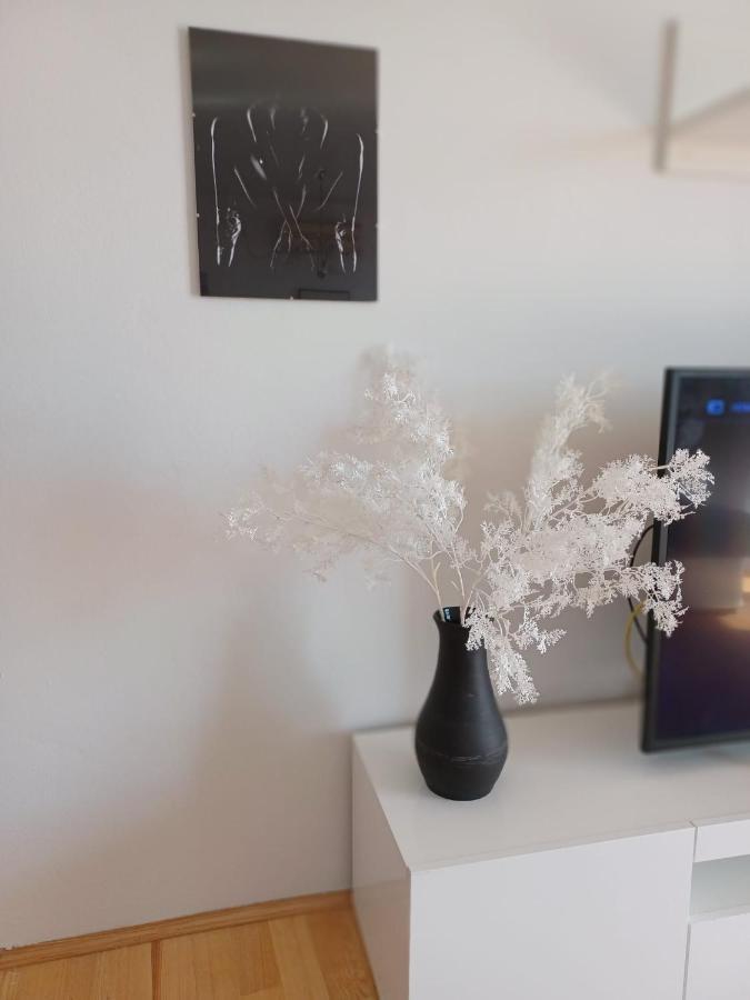 Bella Vista Apartment Шибеник Екстер'єр фото
