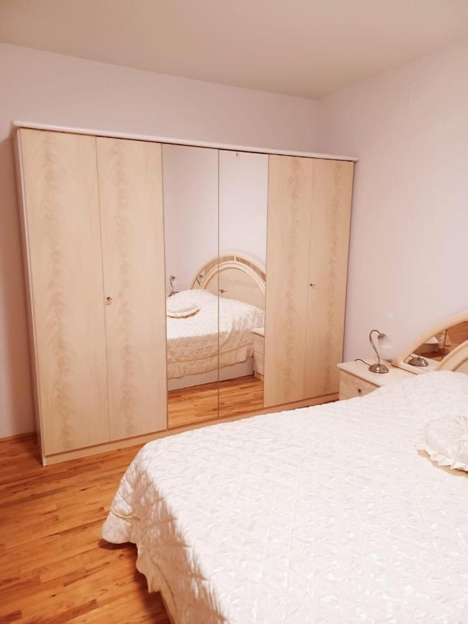 Bella Vista Apartment Шибеник Екстер'єр фото